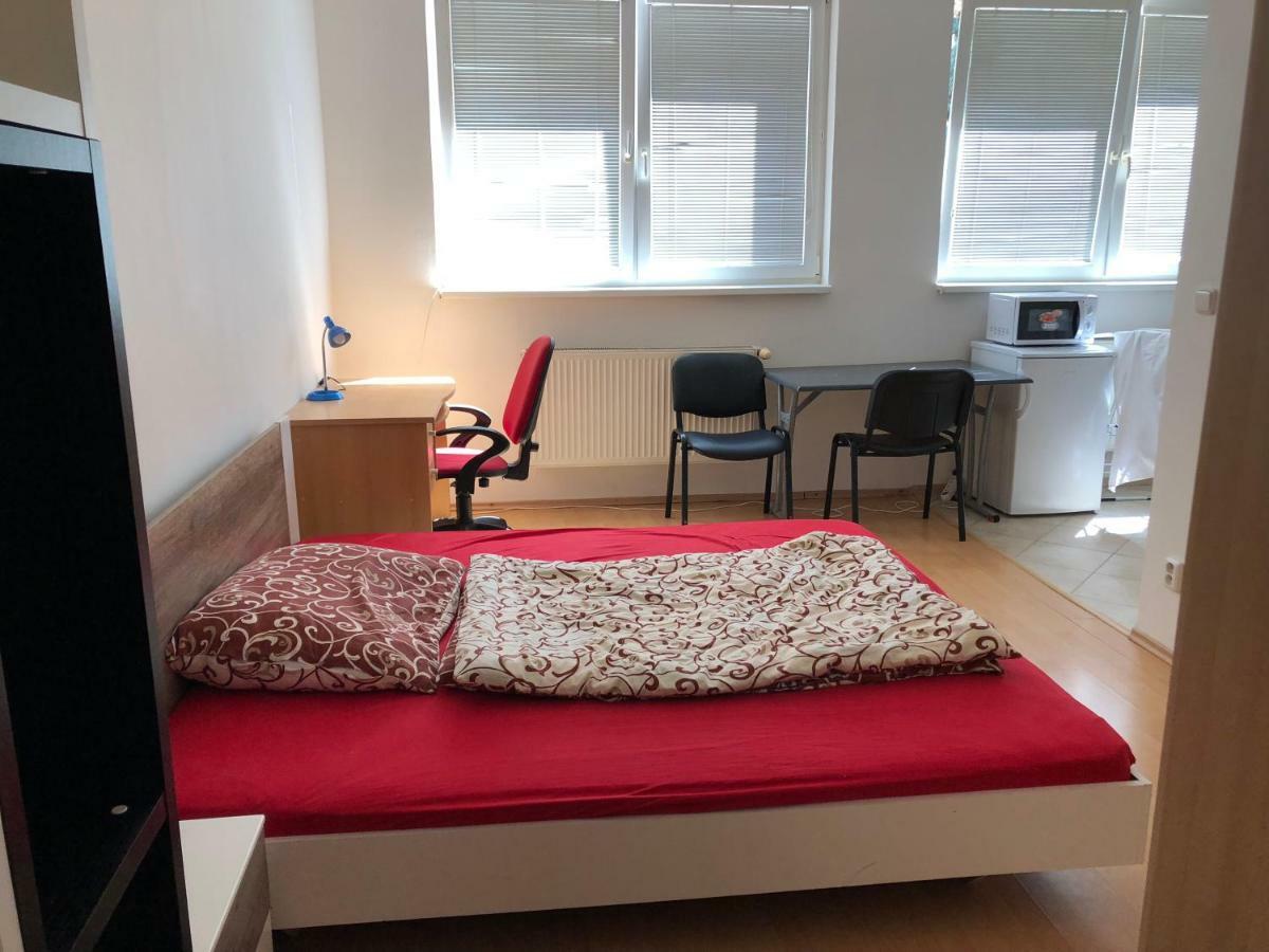 Moonstreet Apartments براتسيلافا المظهر الخارجي الصورة