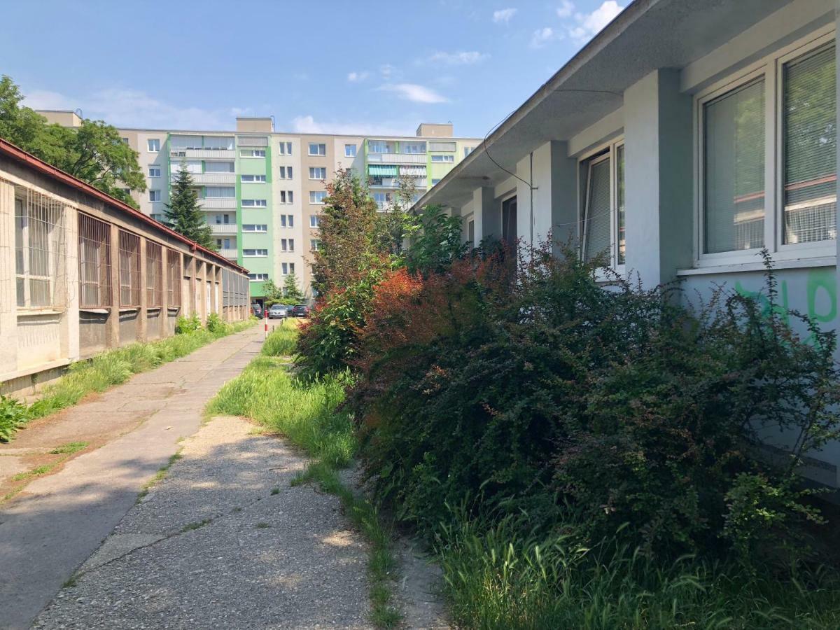 Moonstreet Apartments براتسيلافا المظهر الخارجي الصورة